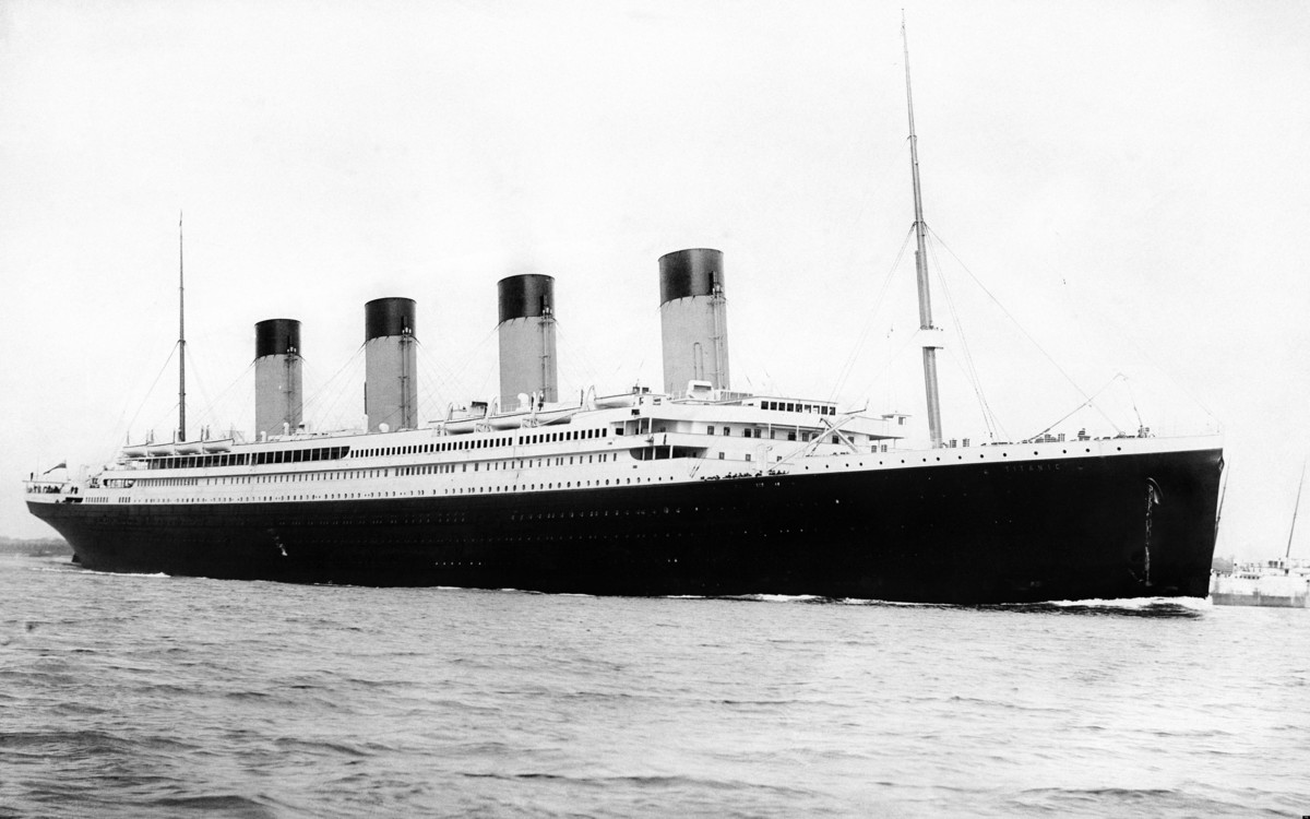 RMS_Titanic_3_1200x750