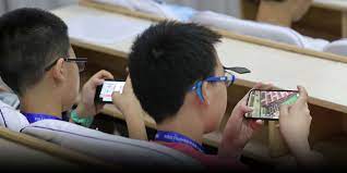 China Limits Minors to Gaming at Most 3 Hours a Week |