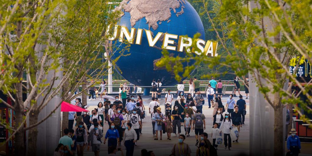 As Universal Beijing Opens, Local Theme Parks Feel the Heat |
