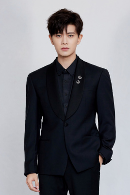 Dior Named Wang Junkai the New Brand Ambassador in China And More
